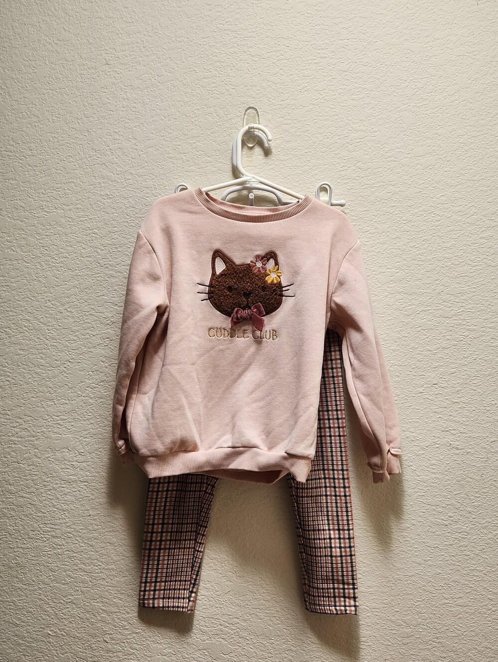 C&A Cuddle Club Cat Crewneck Sweater and Fleece Lined Leggings 6